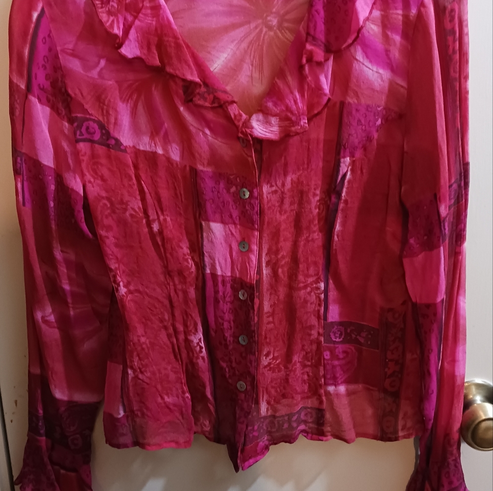 Tess 100% Silk Pink Top size 6